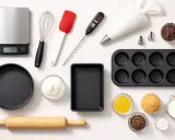 Balance, fouet, spatule, thermomètre, poche à douille, moule à muffins, rouleau à pâtisserie : tous les noms de matériel de pâtisserie pour réussir vos créations.