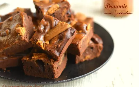 Délicieux brownie aux spéculoos, un vrai régal pour les gourmands.